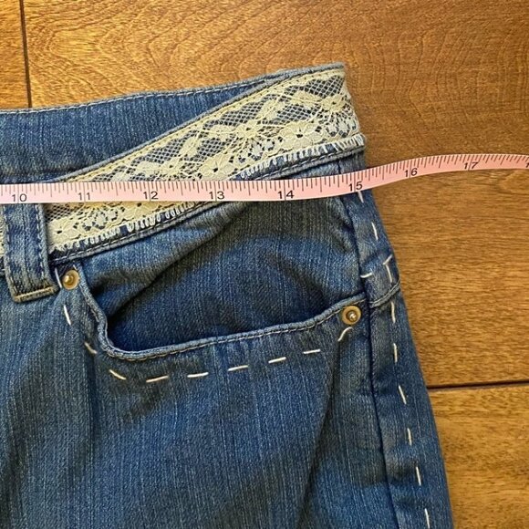 Apriori Denim Jeans with Lace Detail - Picture 5 of 12